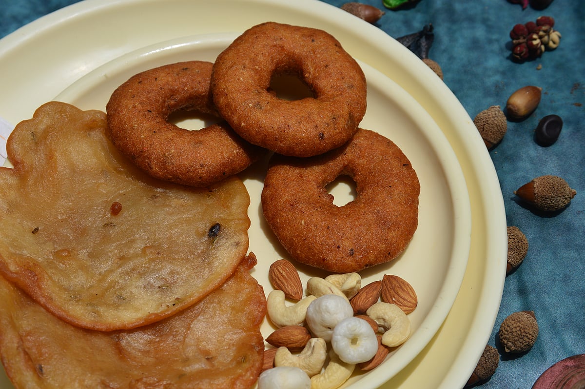 Babru bhalla and malpua, traditional snacks of Mandi, Himachal Pradesh