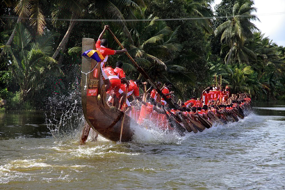 Snake boat races in Alappuzha