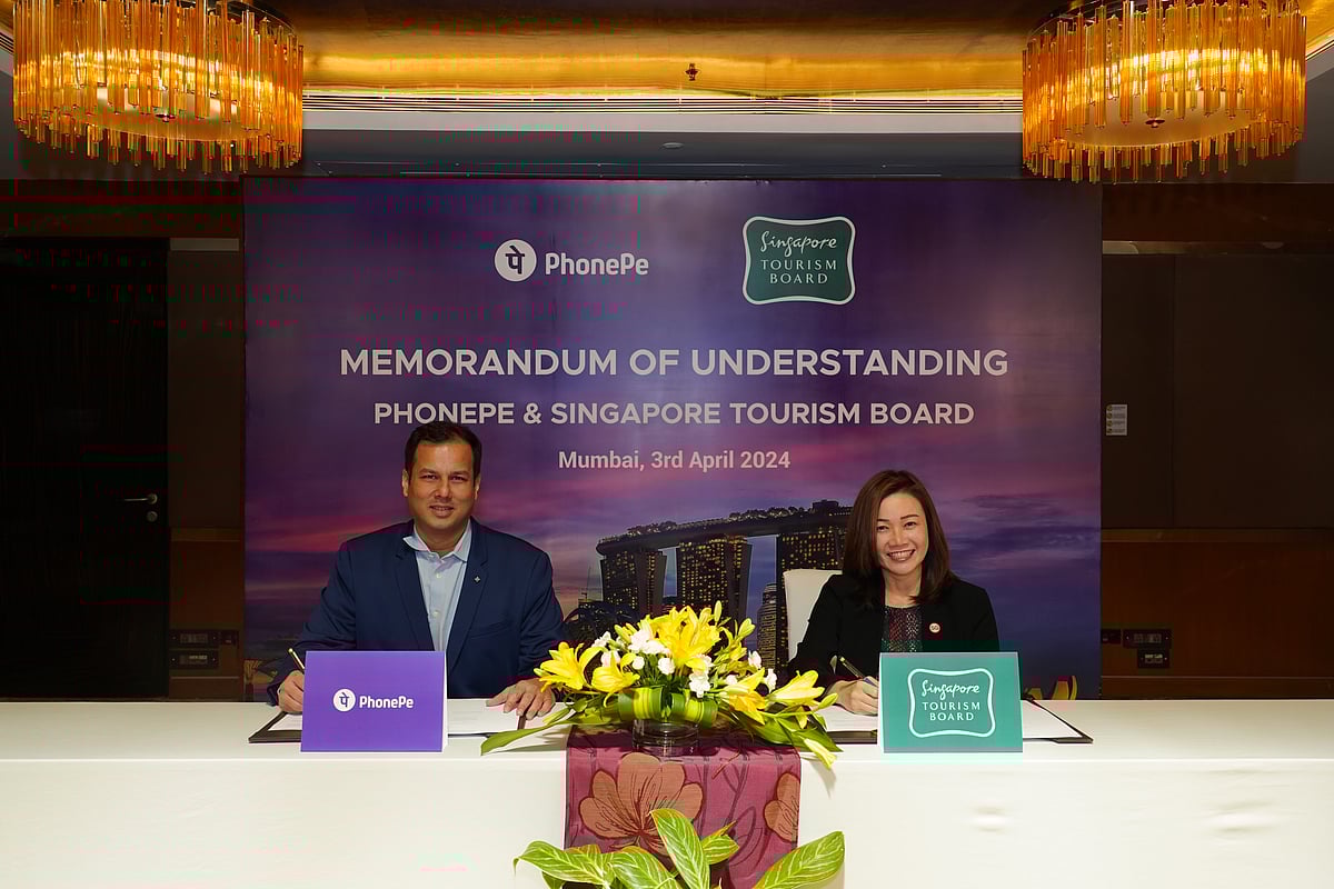 Melissa Ow, STBs Chief Executive and Ritesh Pai, STBs Chief Executive at the signing ceremony of the partnership