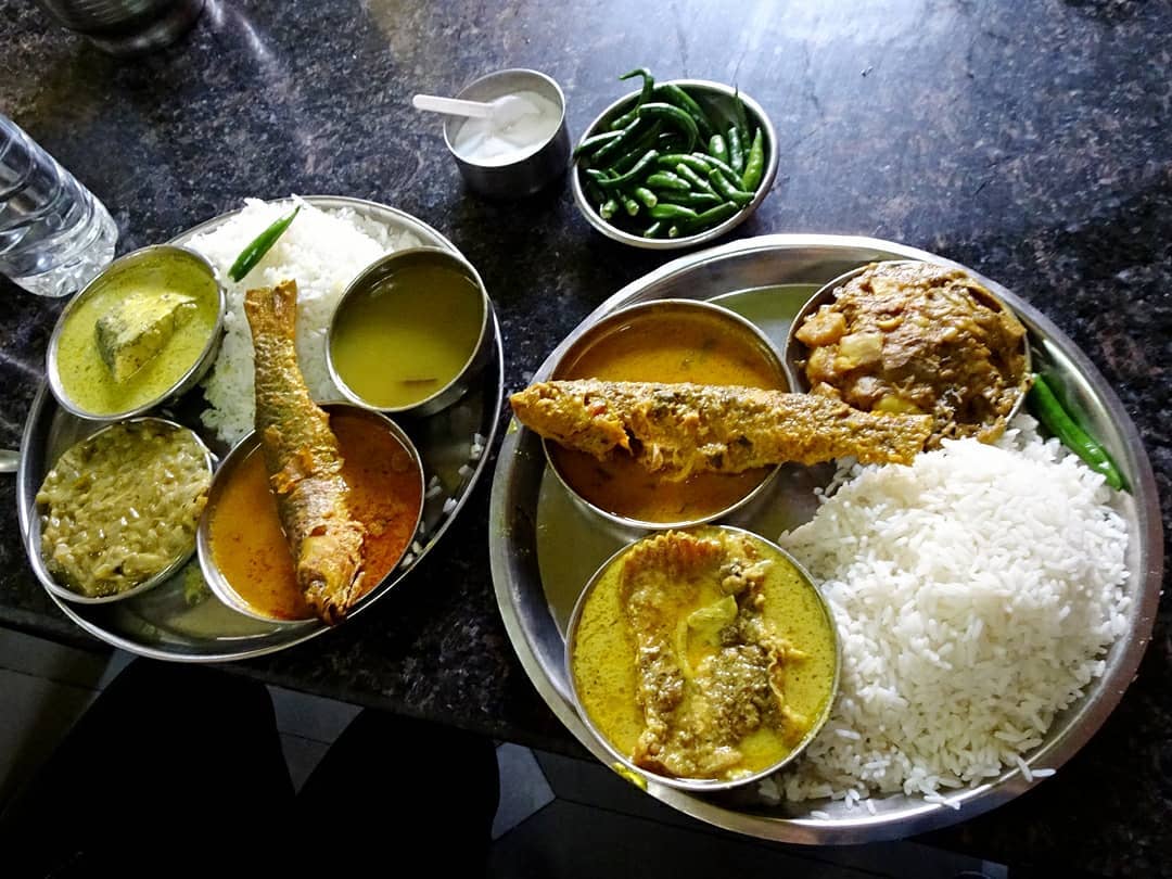 Thali served at Hotel Sidheshwari Ashram