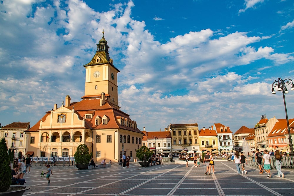 Piata Sfatului Square in Brasov, Romania