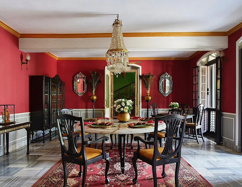 The resplendent dining hall at the Palace