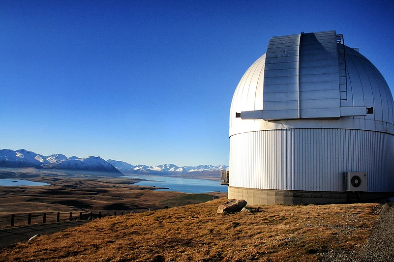 Take advantage of world class observatories in Canary Islands