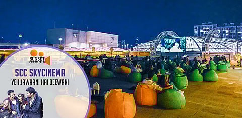 "Yeh Jawaani Hai Deewani" is screening on the terrace of the Infiniti Mall Malad