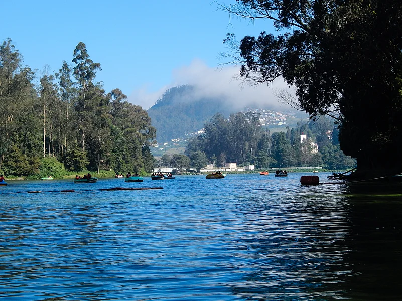 A view of the tranquil Ooty Lake