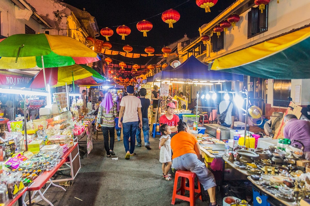People at Jonker Walk Night Market in the center of Malacca