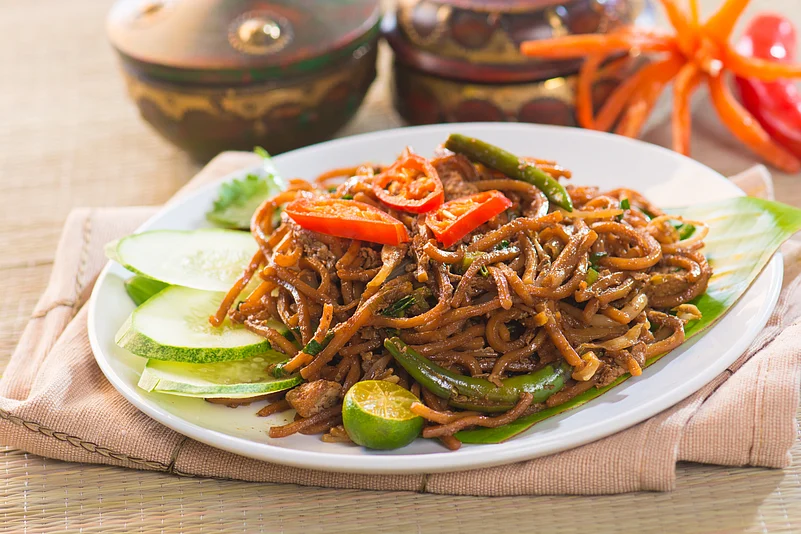 Mee goreng mamak was introduced by Indian Muslim immigrants