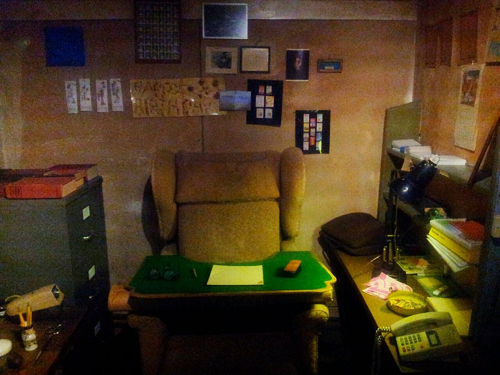 Roald Dahls Writing Hut