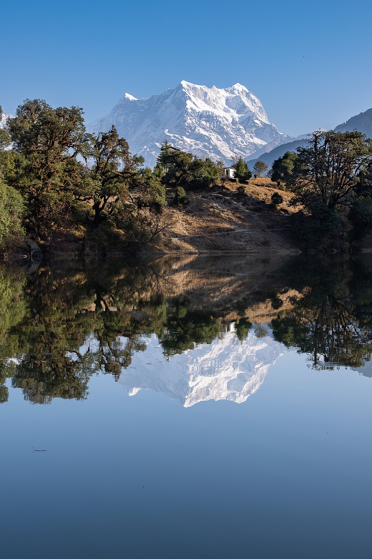 A view of Deoriatal near Chopta, Uttarakhand