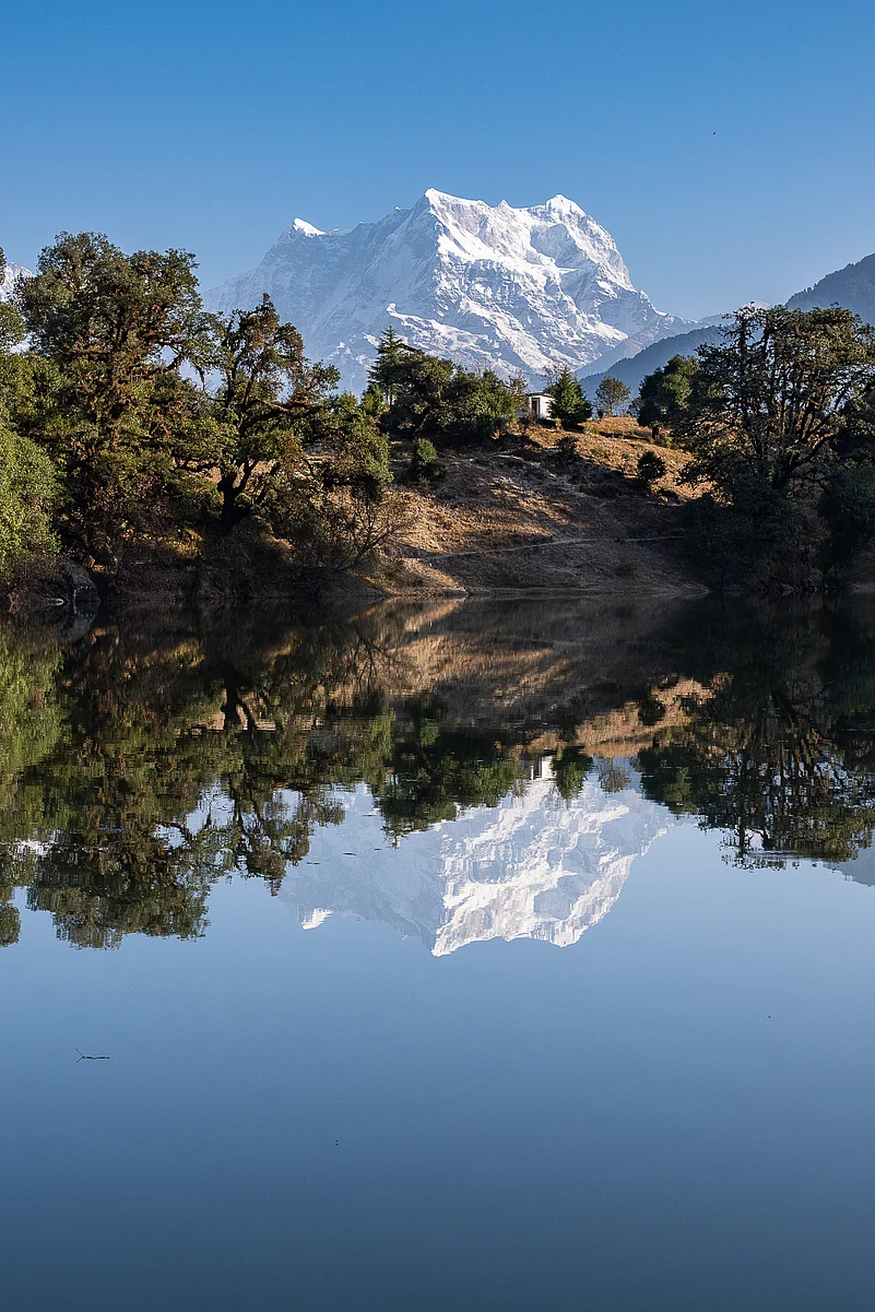 A view of Deoriatal near Chopta, Uttarakhand