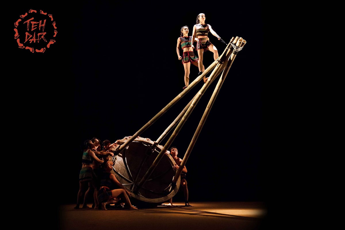 A performance by Lune Production artistes