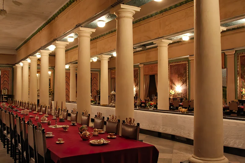 The dining hall inside the palace