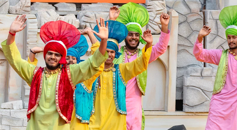A performance of Punjabi bhangra dance