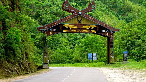 Gateway to Niraamaya Retreats Aradura
