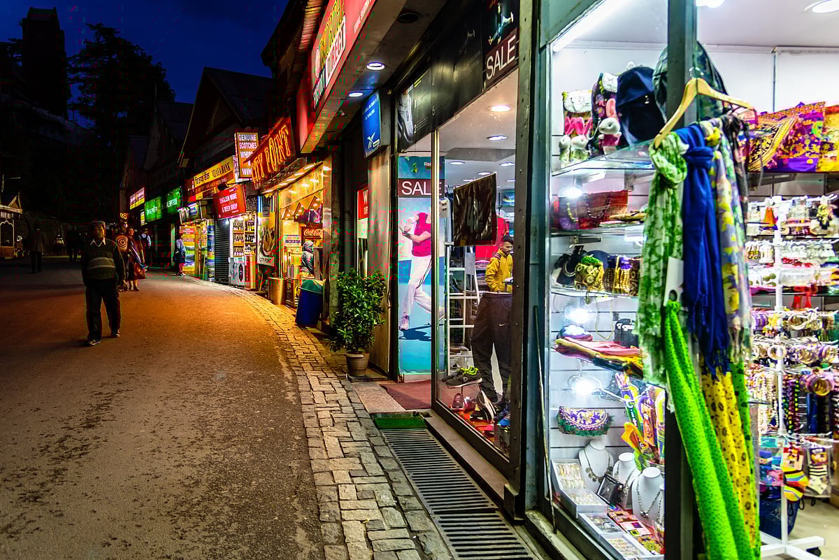 A view of the shops in Shimla