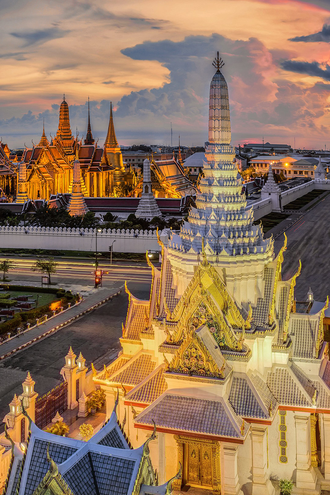Wat Phra Kaew, Temple of the Emerald Buddha, Bangkok