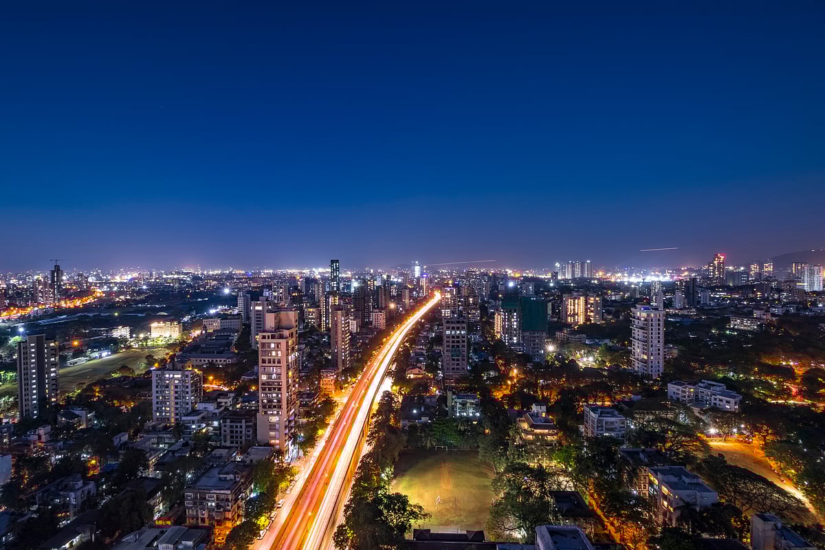 Towering Goals/Shutterstock.com : The skyline of Dadar Matunga