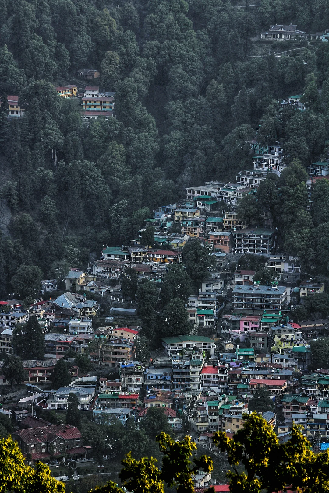 A view of hte Nainital hill station