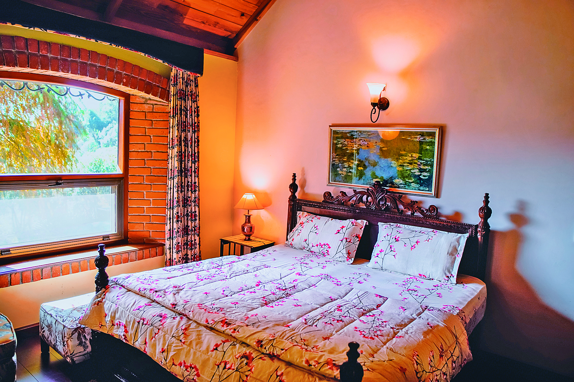 A cosy bedroom, one of four in the Villa