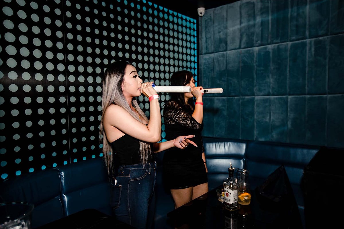 Nightlife at Yakitori Boy