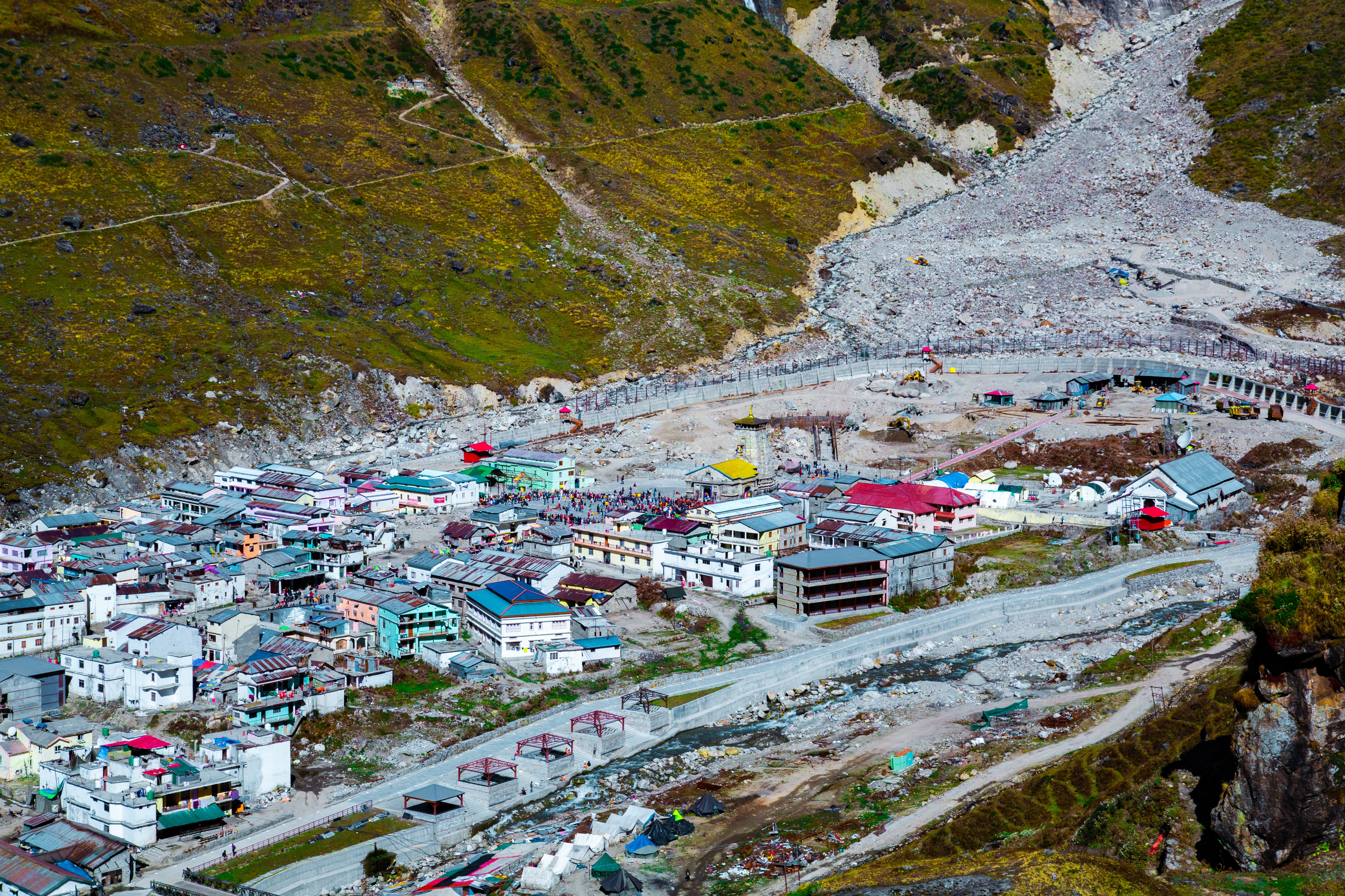 The Kedarnath valley