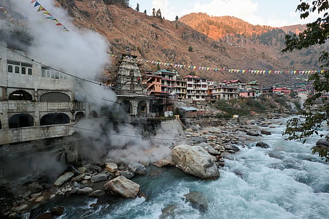 Hot Water Springs, Manikaran Sahib