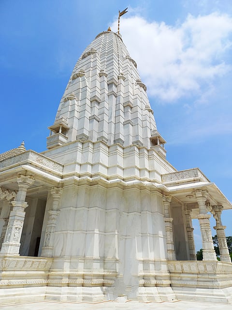 The Birla Temple of Jaipur honours Vishnu and Lakshmi