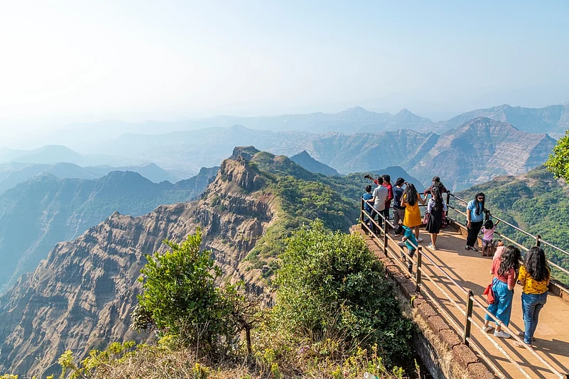 The view from Arthurs Seat point in Mahabaleshwar