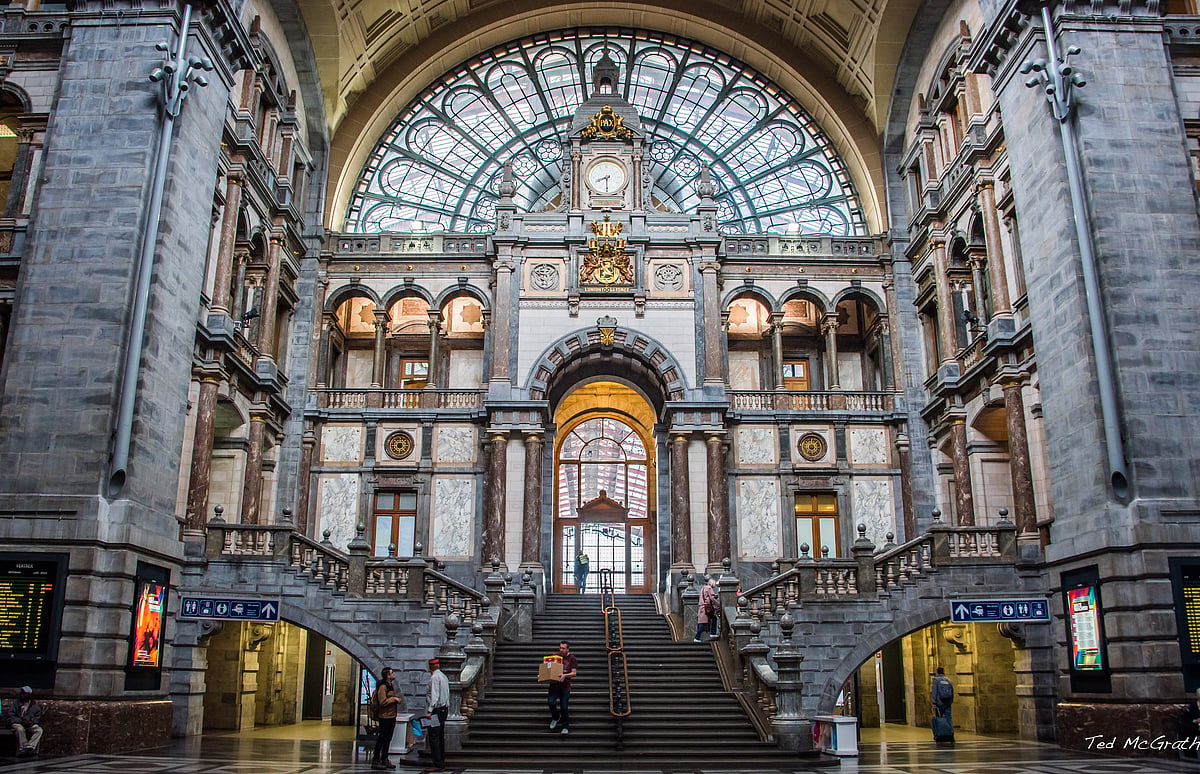 Facade of the Centraal Station