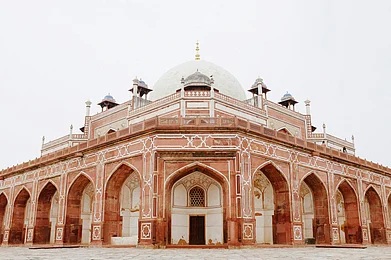 Unsplash : A view of Humayuns Tomb, Delhi