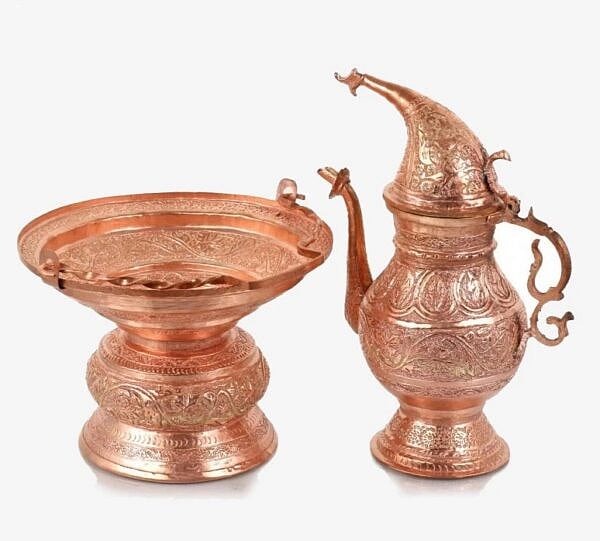 Traditionally used to wash hands before meals, the Tasht-e-Naari includes a large flask shaped like a kettle in which water is stored and a basin which contains that water once the hand washing is done