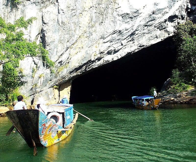 Phong Nha Cave
