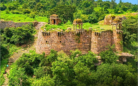 The ruins of Shergarh