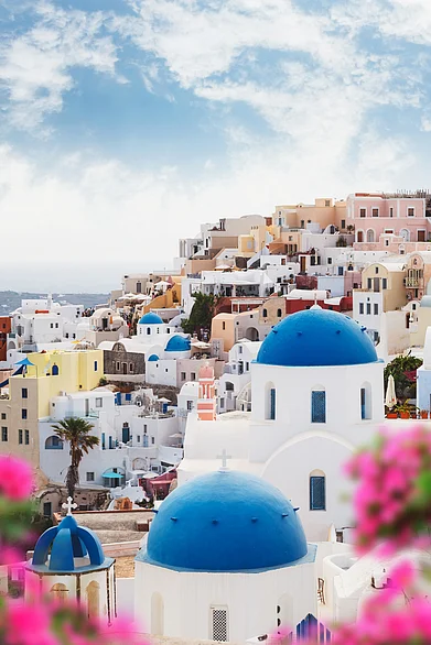 Shutterstock : Santorini, Greece