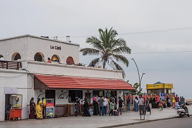 Lloyd Vas/Shutterstock : Le Cafe in the French quarter of Pondicherry