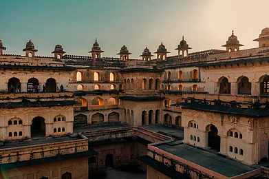 thebioscopeguy/Pexels : The Raja Mahal of Orchha