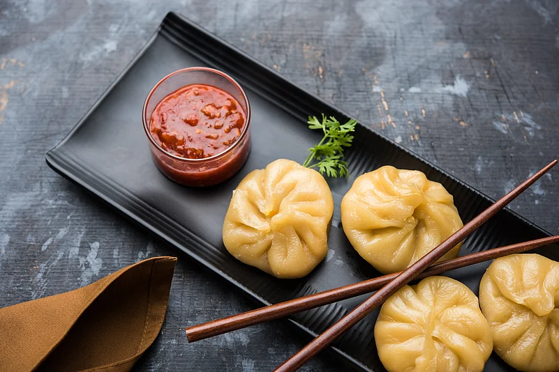 Momos
