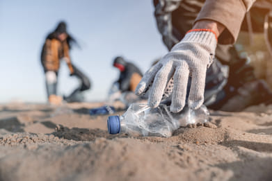 Shutterstock : Plastic waste has become a big problem around the world