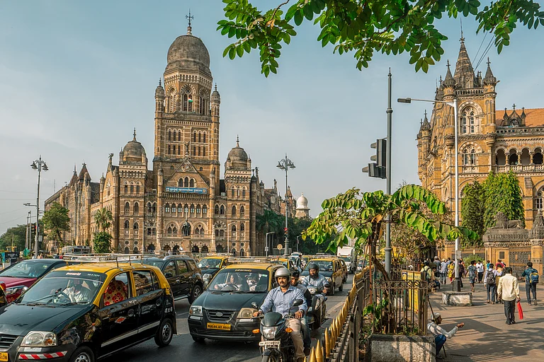 Chhatrapati Shivaji Maharaj Terminus Railway station - Shutterstock.com