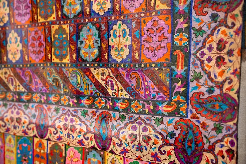 A pashmina shawl being made