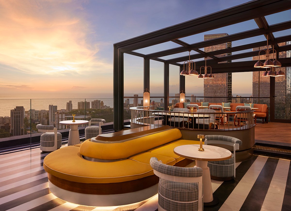 AER Four Seasons : Take Your Father Out For A Lavish Spread in Mumbai