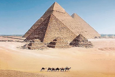Shutterstock : The Great Pyramid of Giza is the largest Egyptian pyramid