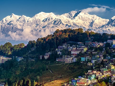 A view of the majestic Mt Kangchenjunga with Darjeeling in the foreground