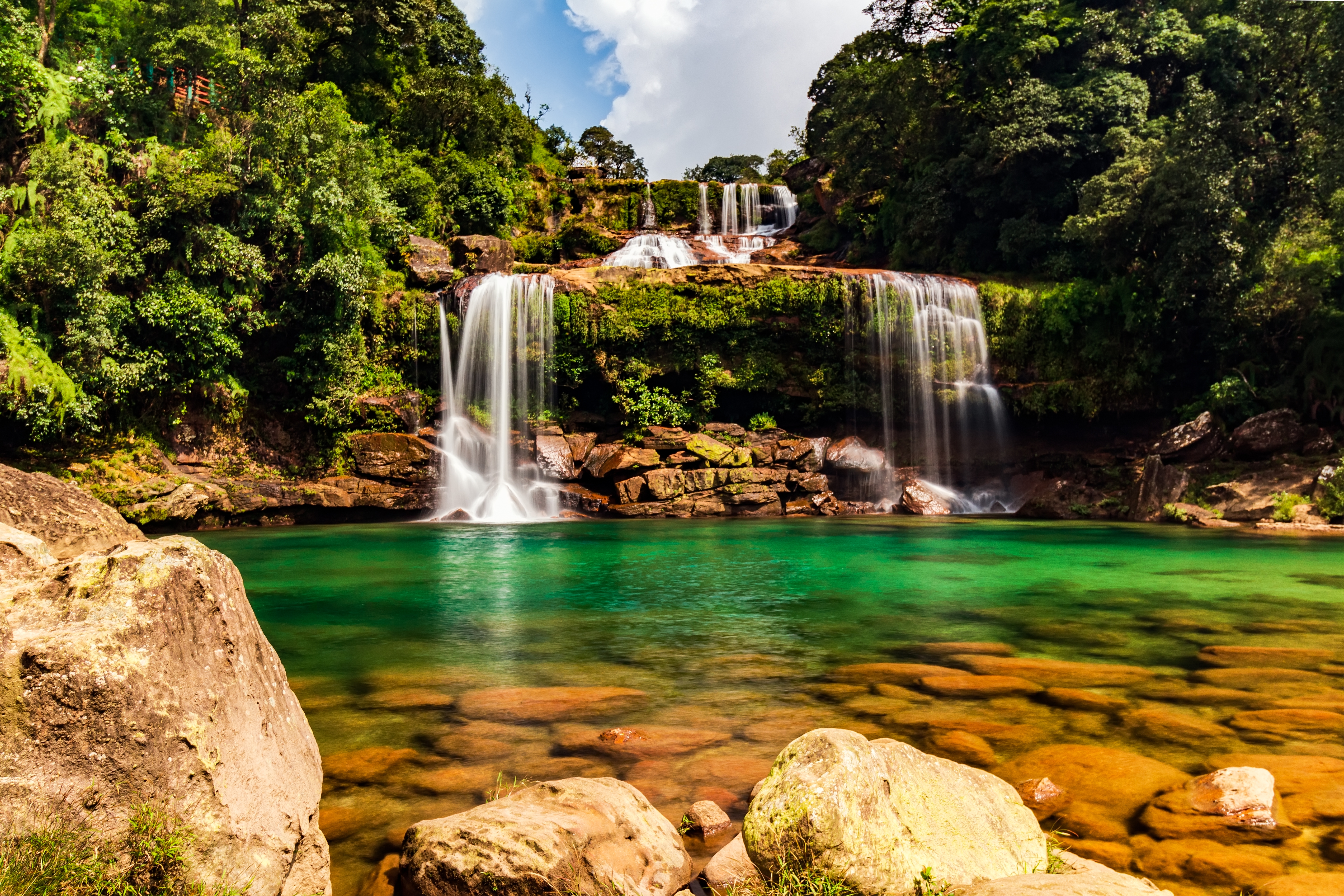 Shutterstock : Waterfalls in Meghalaya