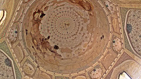 Black Taj Mahal In MP's Burhanpur