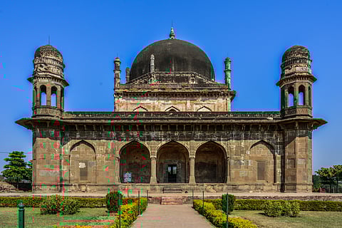 The Tomb of Shah Nawaz Khan