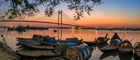 Sunset over Hooghly River in Kolkata