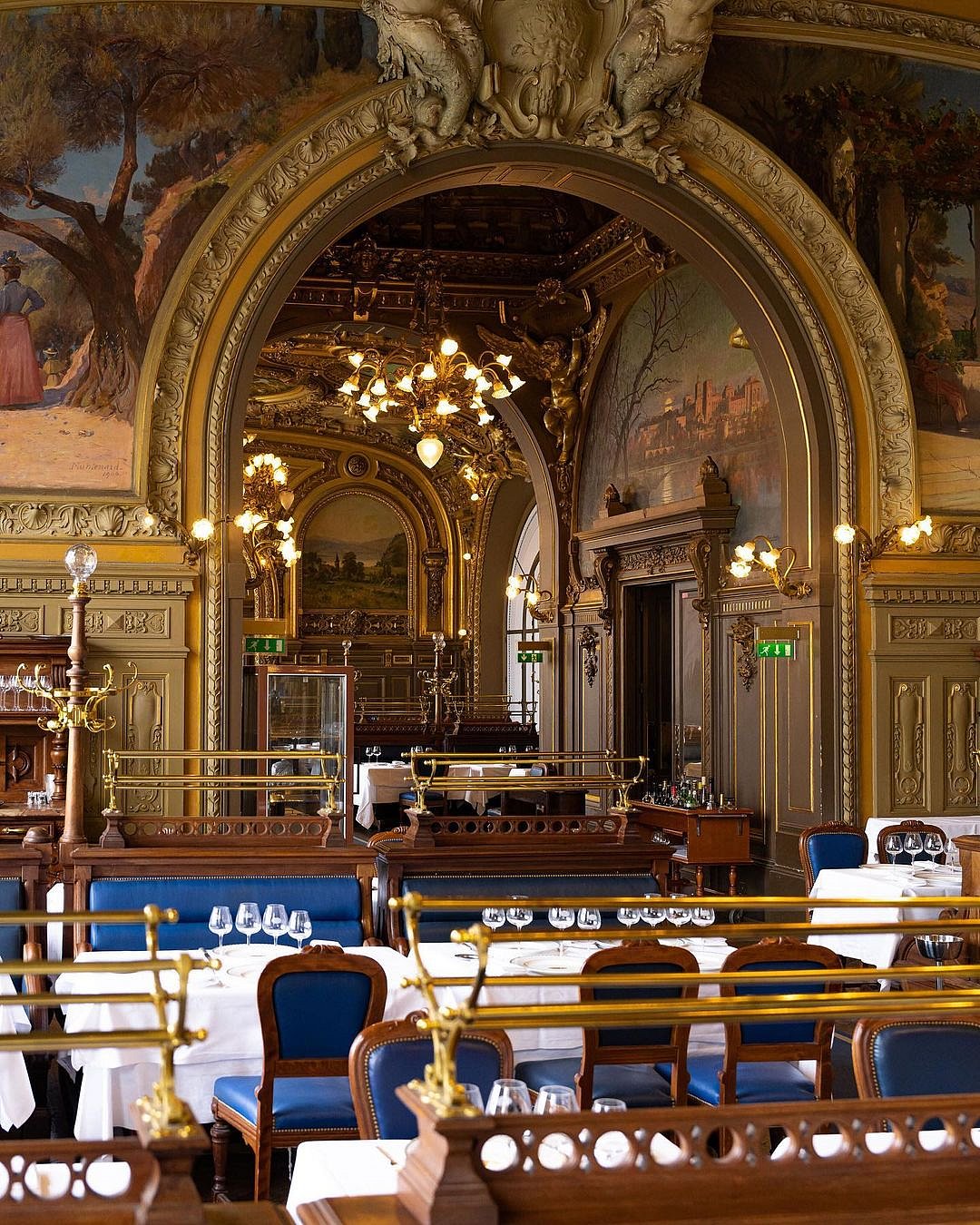 Le Train Bleu, located in Gare de Lyon train station, was frequented by Coco Chanel and Salvador Dali