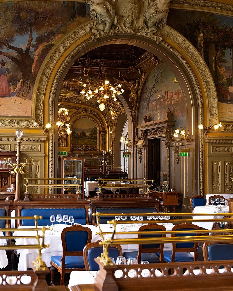 Le Train Bleu, located in Gare de Lyon train station, was frequented by Coco Chanel and Salvador Dali
