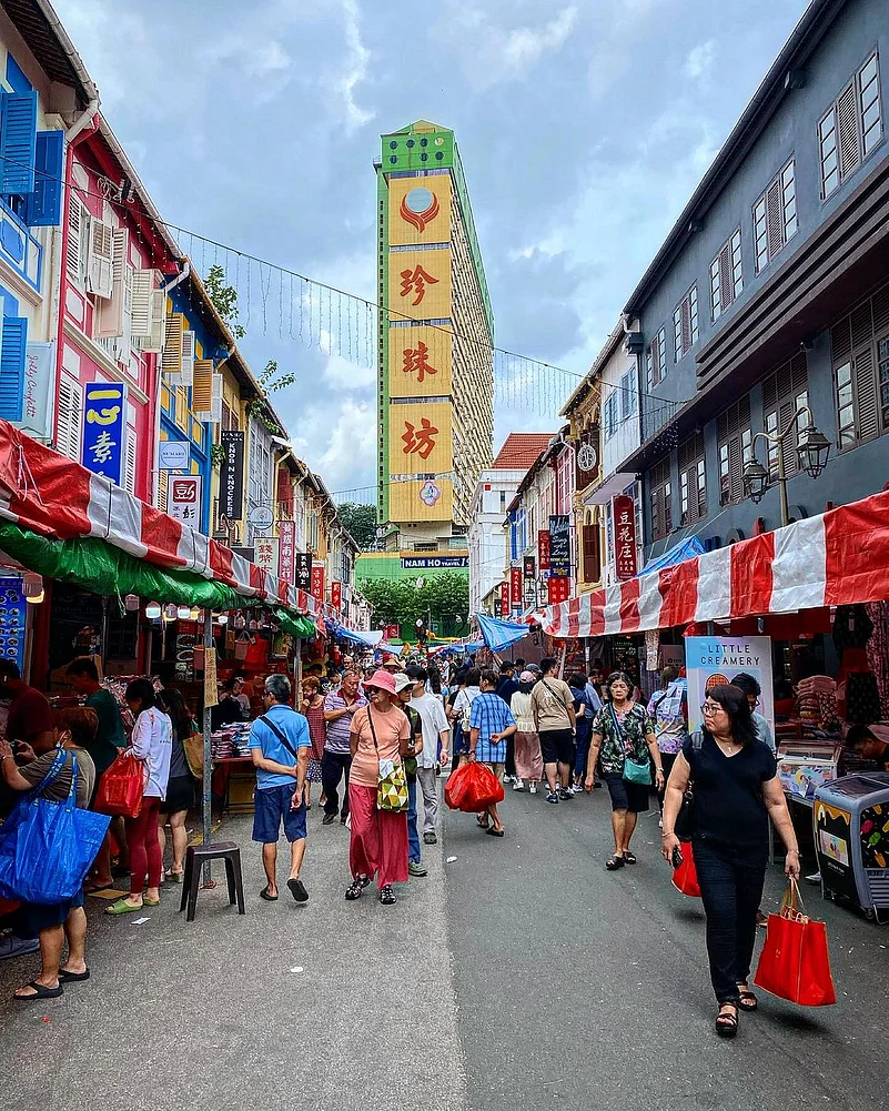 Singapores Chinatown is a foodies paradise